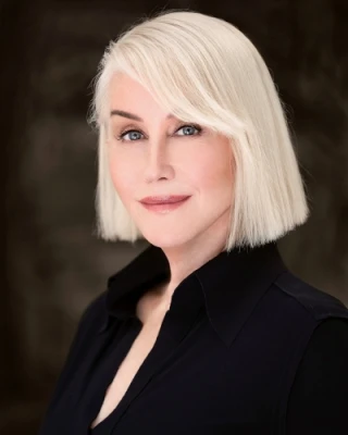 Julie Auerbach