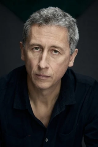 Nicholas Rowe