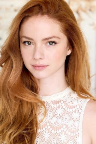 Mia Topalian
