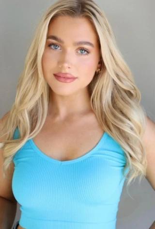 Shelby Hunstad