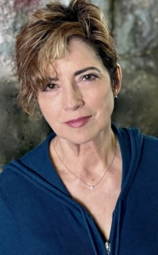 Suzanne Savoy