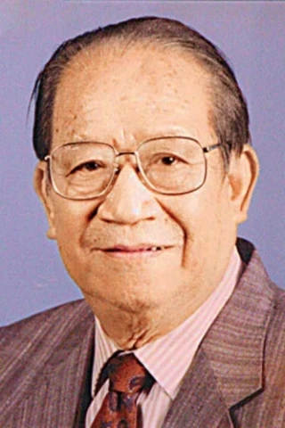 Yau-Hau Chan