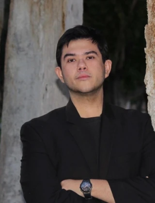Luis E. Lopez