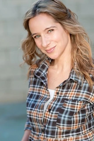 Holly Stiener