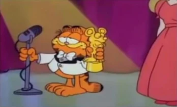 Pros and Cons/U.S. Acres: Rooster Revenge/Lights! Camera! Garfield!