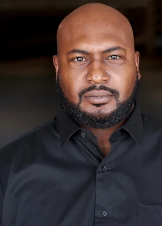 Benét Embry
