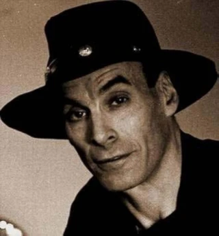 Larry Cohen