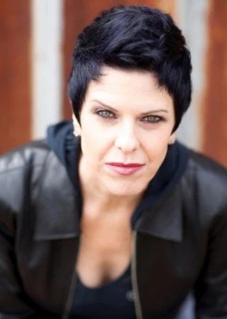 Tonya Lee