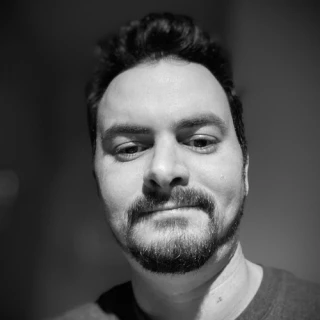 Mo Ashraf Abdelaziz