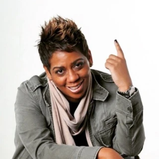 Nia Hill
