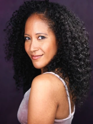 Nadya Encarnacion
