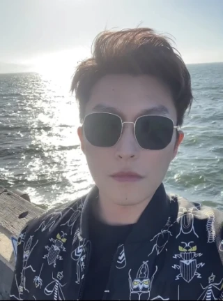 Shengjie Wu