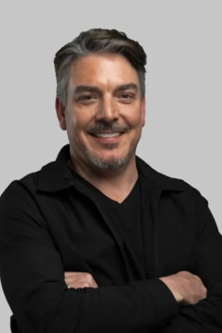 Justin Caine Burnett