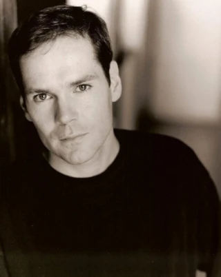 Jonathan Crombie