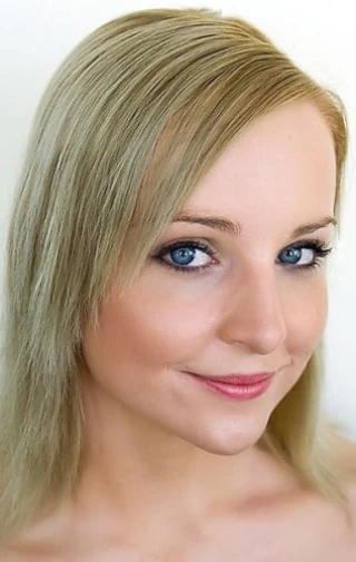 Julie Dickson