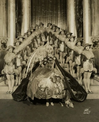 Dorothy Stone