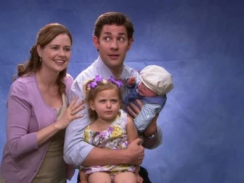 Free Family Portrait Studio