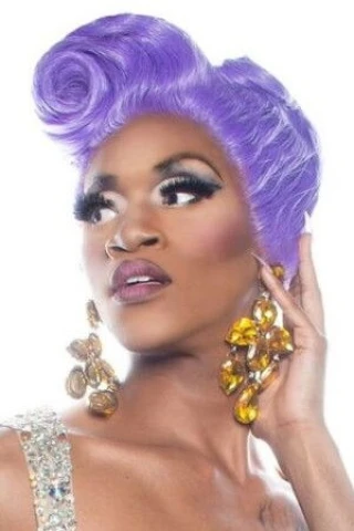 Malik Adjuia Smith-Thompson