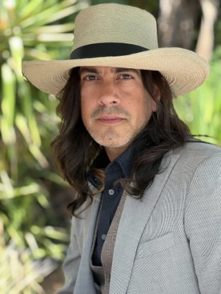 Angel Roché Jr.