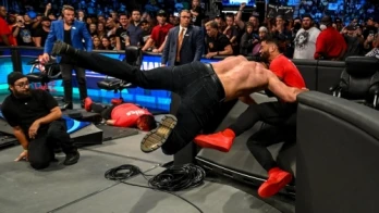 McIntyre lays waste to The Bloodline en route to WWE Clash at the Castle