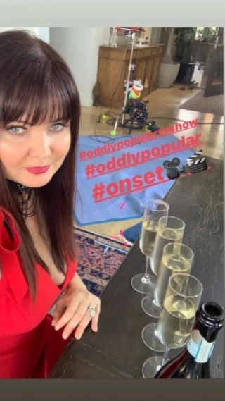 Dee Dee Sorvino Schneider