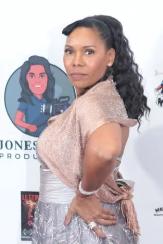 Gloria Mays