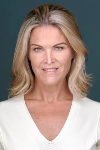Joan Lynch
