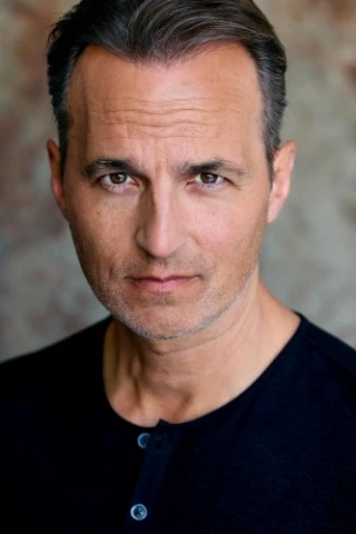 Scott Lea