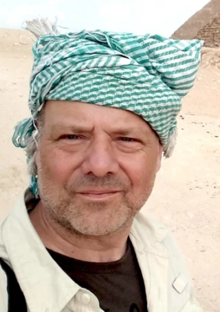 Manu Seyfzadeh