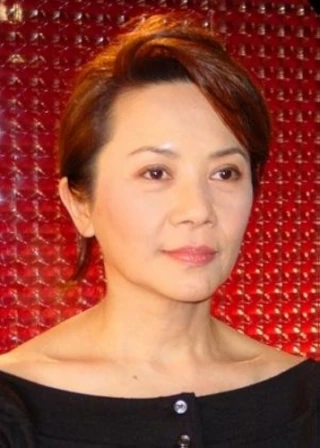 Deanie Ip