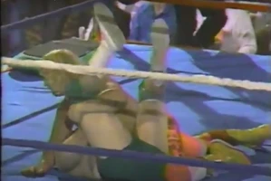 UWF 5