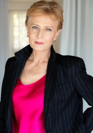 Mona Lee Wylde