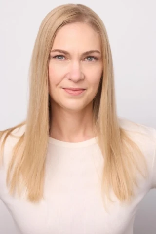 Amanda Johnson
