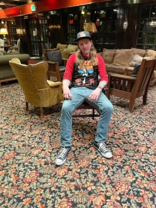 Dustin Aremburg