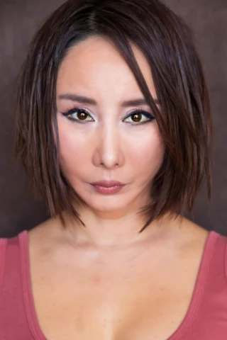Gloria John
