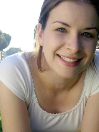 Lindsey Luscri