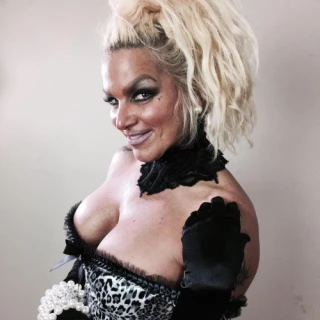 Cyndi Snow