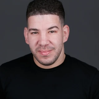 Aaron Drapeylo