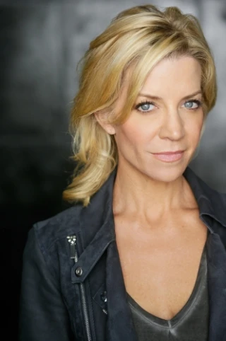 Lindsey Hutchison