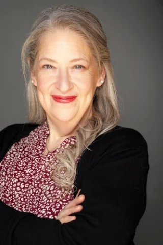 Laura Slowinski