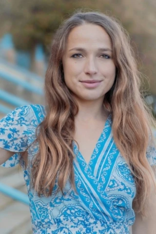 Cristina Imbuzan