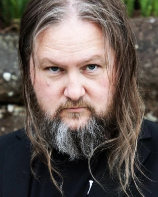 Kris R Anderson
