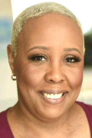 Zo'Anne Russell-Mckinstry