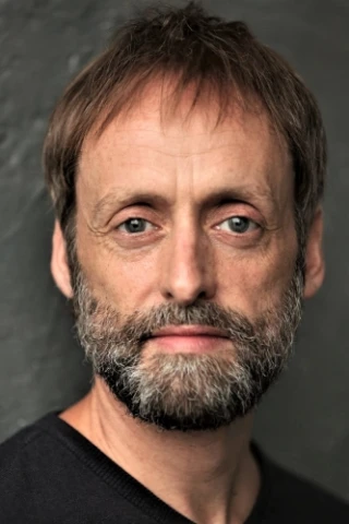 Daniel Knight