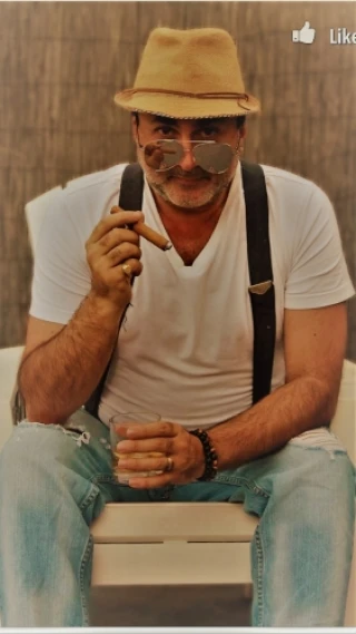 Leo Castro