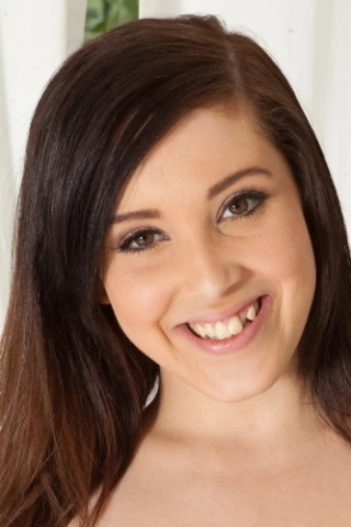 Noelle Easton