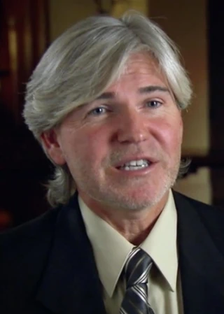 Brett Peterson