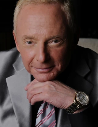 Elliot Mintz