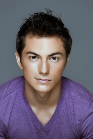 Troy Manandic