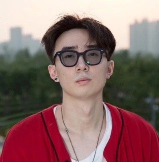 Wenxiao Li